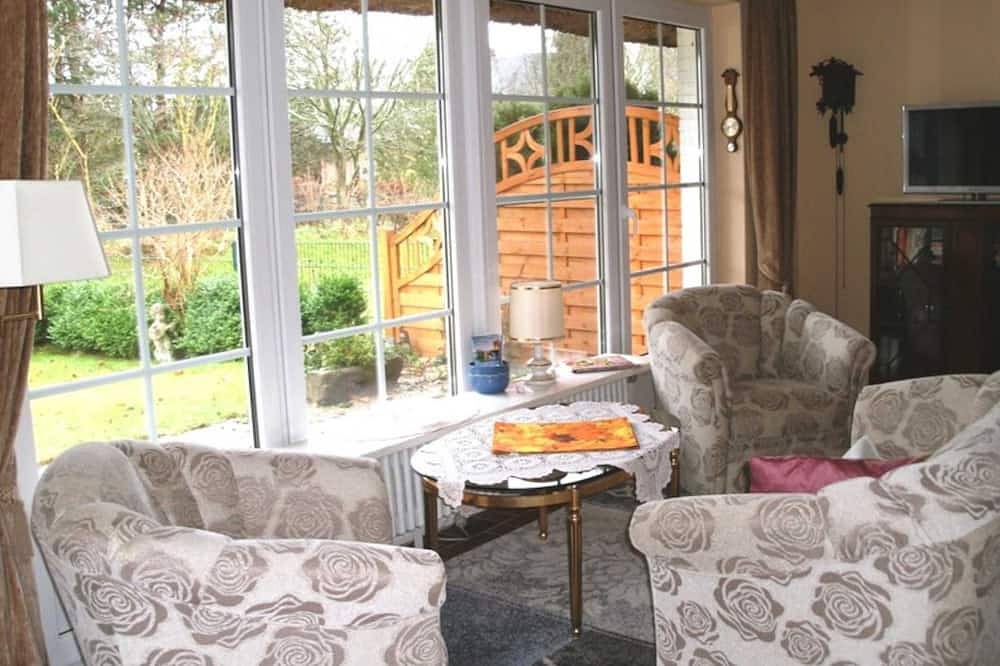 Hochstieg 36, Feld, Hausteil in Nieblum, Föhr