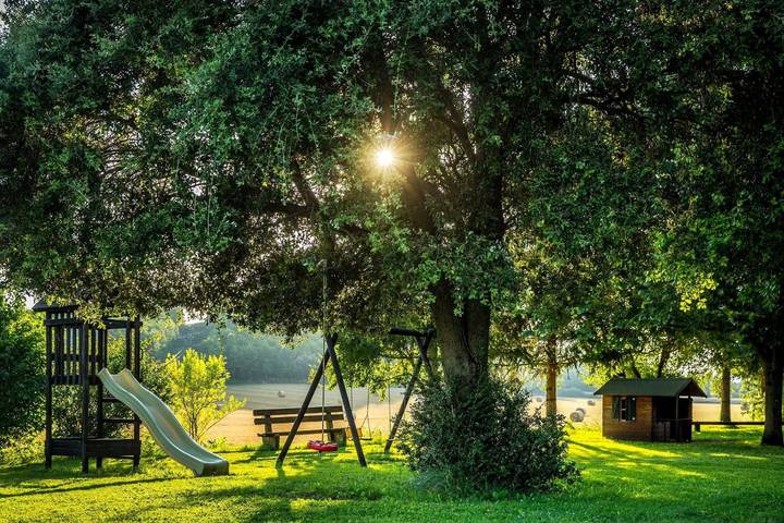 Casa rural para 9 personas, con jardín y vistas al lago, Familias con niños en Solsonés - 3