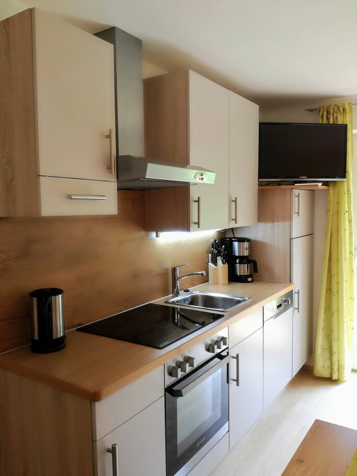 Ganze Ferienwohnung, Wiesenblick in Virgen, Osttirol