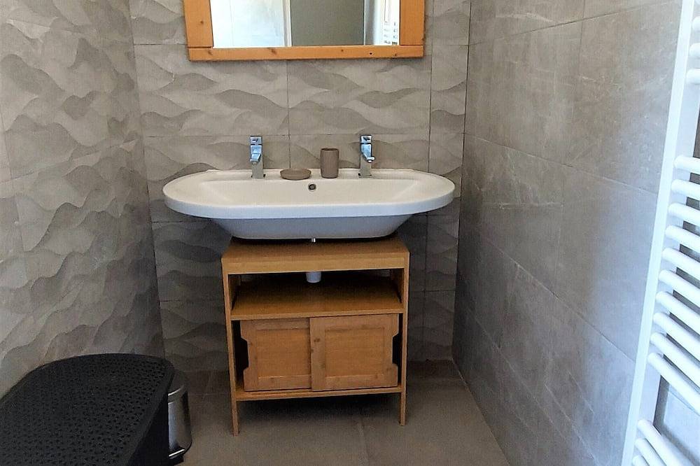 Appartement entier, Mas Anahata - Au cœur de la Nature, Appartement Le nid des hirondelles in Générargues, Parc national des Cévennes