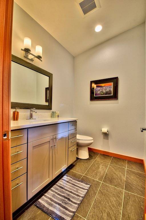 New Home - Nw Modern mit Whirlpool in der Nähe von Rosario in Orcas Island