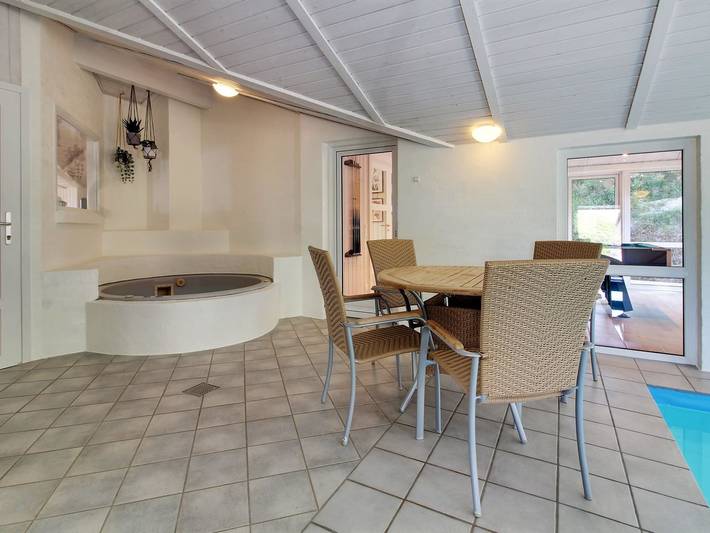 Ferienhaus mit Meerblick für 10 Personen, mit Pool und Kinderpool sowie Sauna und Terrasse in Vejers Strand - 4