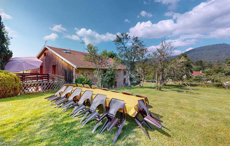 Location de vacances pour 12 personnes, avec jardin et terrasse à Taintrux - 3