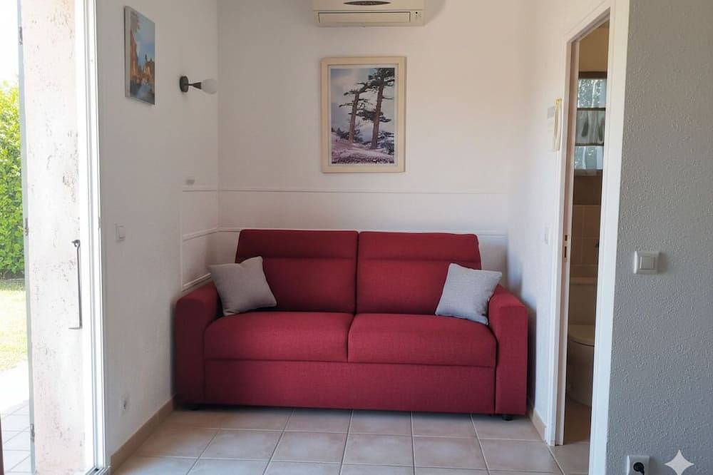 Mini villa studio cosy climatisée 21 m2 pour 1 couple, piscine in Porto-Vecchio, Arrondissement de Sartène