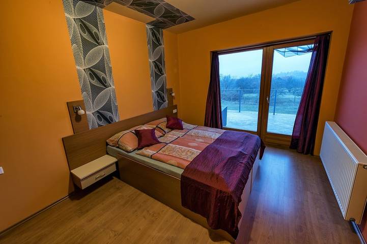 Villa für 10 Personen, mit Whirlpool und Sauna sowie Garten am Balaton - 2