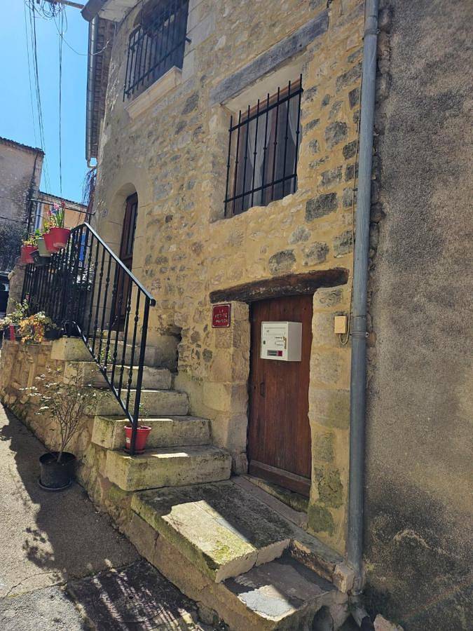 One-Bedroom House in Céreste, Regionaler Naturpark Luberon