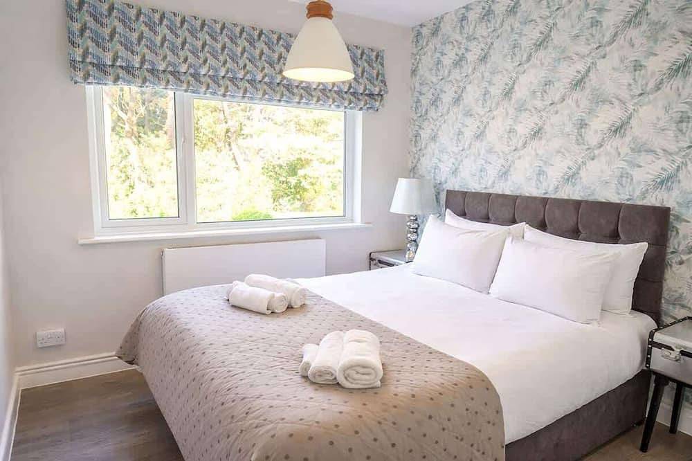 Ganze Wohnung, Sandbanks Apt | Sleeps 8 | Beach | Contractors in Sandbanks, Poole Harbour