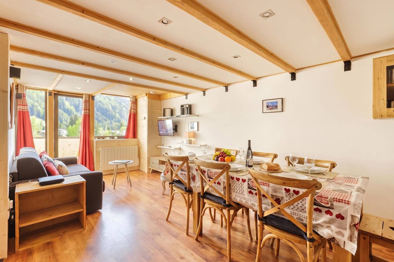 Ganze Wohnung, Grand Roc C311 280m from Slopes, Mont-Blanc View, Parking & Wifi in Argentière, Chamonix
