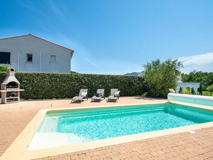 Cozy Holiday Home in Le Plan-de-la-Tour with Pool in Plan-de-la-Tour, Costa mediterránea (Francia)