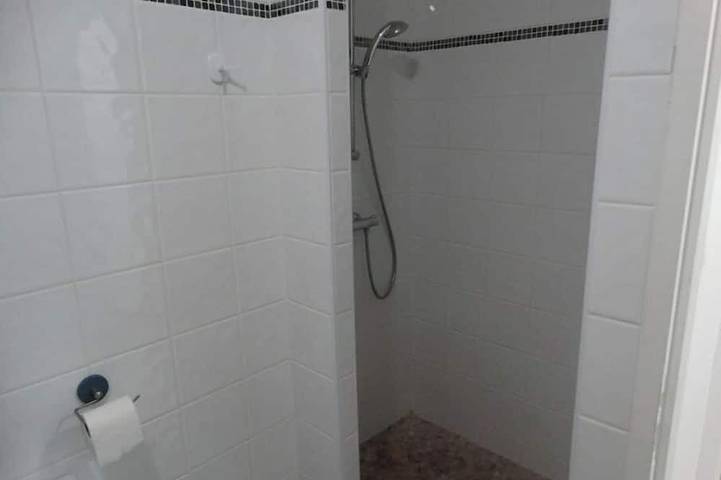Entire apartment, Les pieds dans l'eau: air-conditioned, fully-equipped apartment in Golf de Campomoro in Belvédère-Campomoro, Arrondissement de Sartène