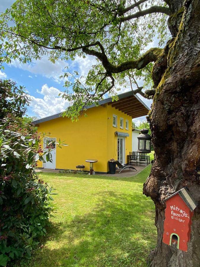 Ferienhaus für 3 Personen, mit Terrasse und Garten