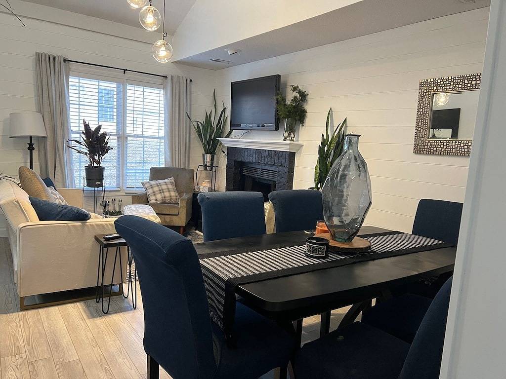 Ganze Wohnung, Beautiful, completely renovated, 2 Bedroom, 2 Bath Condo in Columbia (MO), Missouri