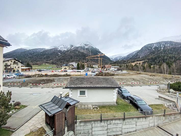 Ferienwohnung für 4 Personen, mit Garten und Ausblick sowie Balkon in La Punt-Chamues-ch - 3