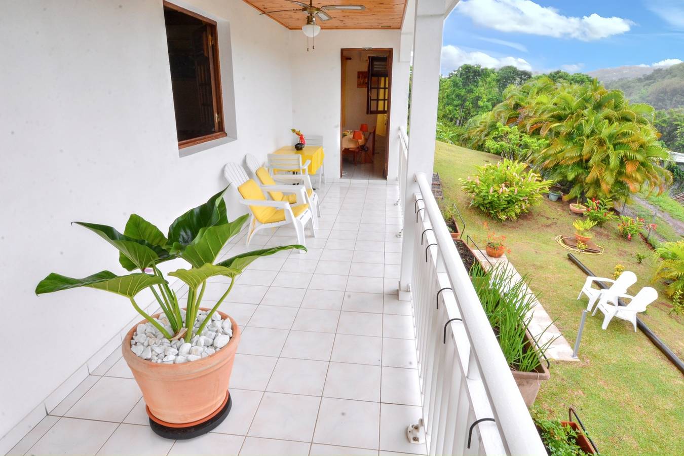 Apartamento entero, Acogedor apartamento en La Trinité, 20 m², con jardín in La Trinité, Martinica