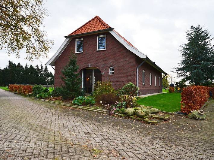 Ferienhaus für 15 Personen, mit Balkon/Terrasse und Terrasse in Markelo