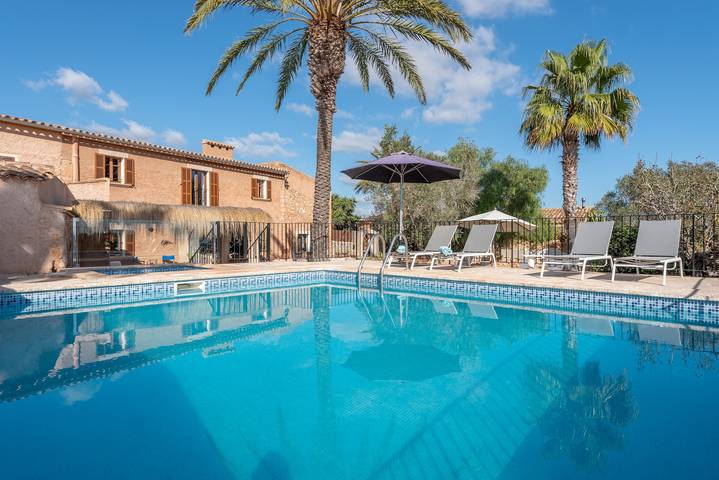 Finca für Gruppen für 8 Personen, mit Garten und Kinderpool, kinderfreundlich in Santanyí - 2