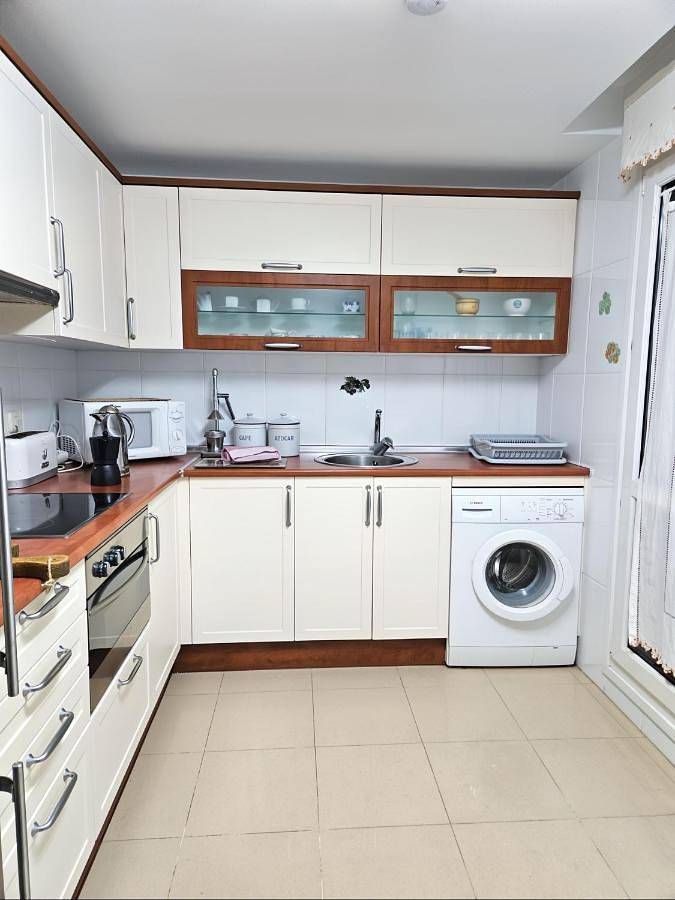 Gîte pour 6 personnes, avec piscine et jardin à Haro - 4