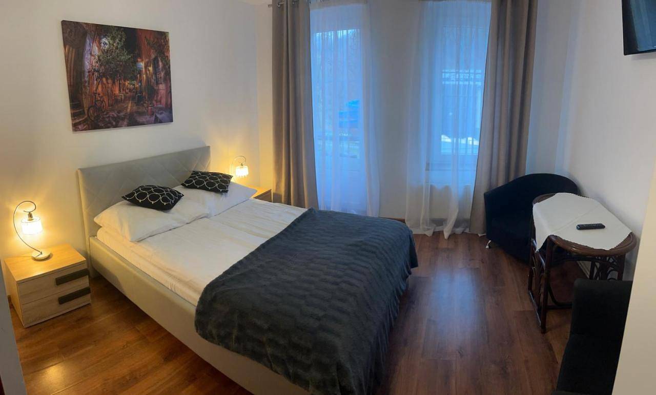 Double Room with Balcony in Kudowa-Zdrój, Sudety (Polska)