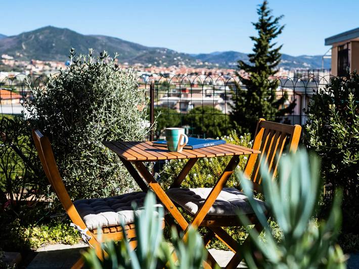 Gîte pour 3 personnes, avec balcon à Borghetto Santo Spirito