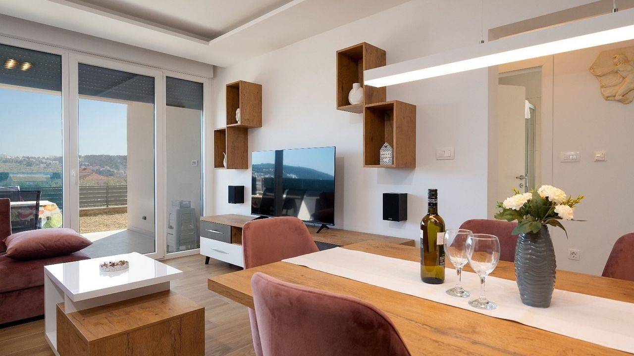 Apartamento vacacional entero, Ferienwohnung für 5 Personen (74 m²) in Trogir in Trogir, Condado de Split-Dalmacia