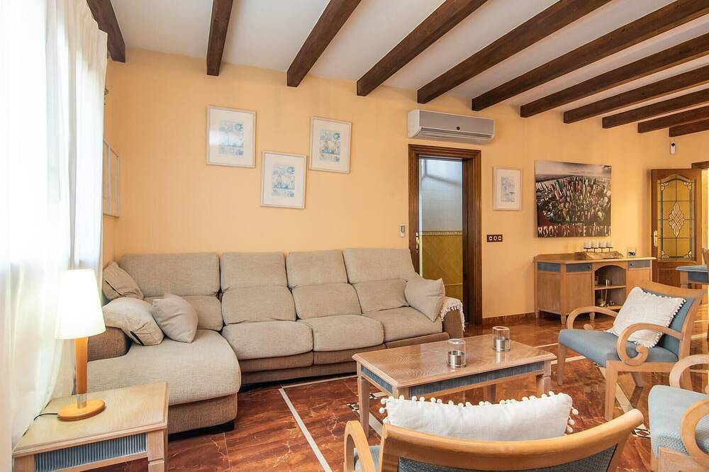 Awesome home in Llucmajor with private swimming pool, can be inside or outside in Llucmajor, South Majorca