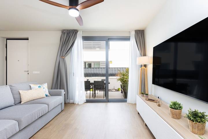 Ferienwohnung für 4 Personen, mit Terrasse und Garten sowie Pool in Arico - 3