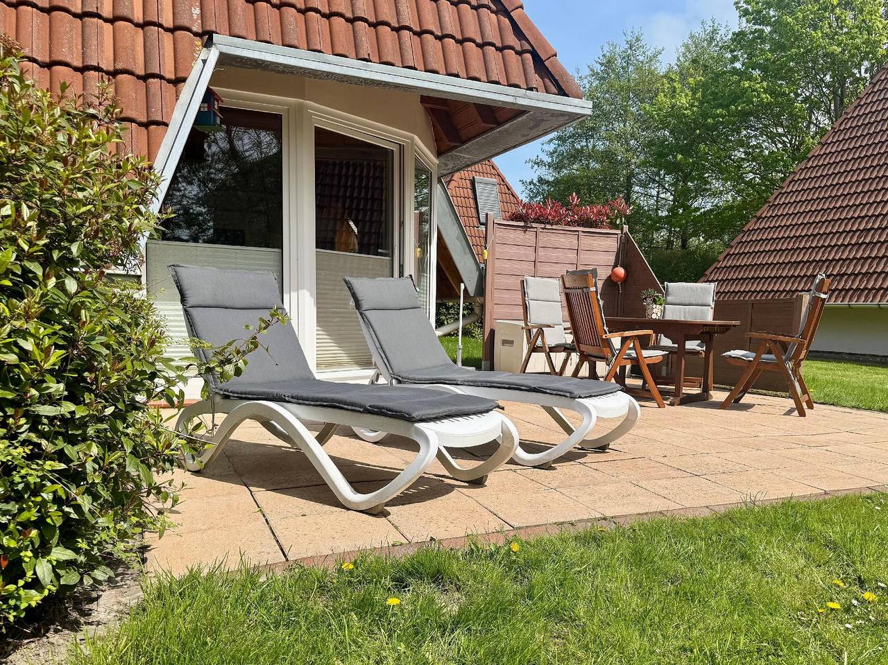 Ferienhaus mit Terrasse, Grill und Garten in Dorum-Neufeld, Samtgemeinde Land Wursten