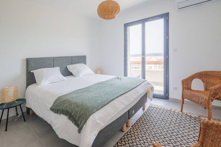 Gîte pour 6 personnes, avec terrasse dans Sant Ambroggio - 4