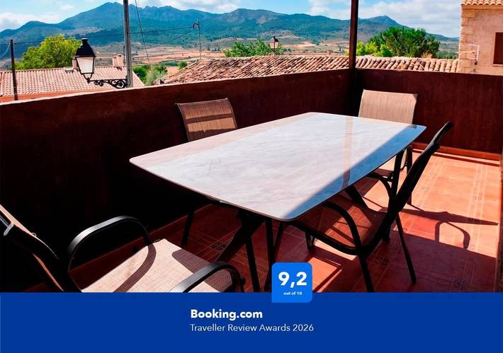 Casa rural para 7 personas, con Balcón además de Terraza y Vistas en Nerpio