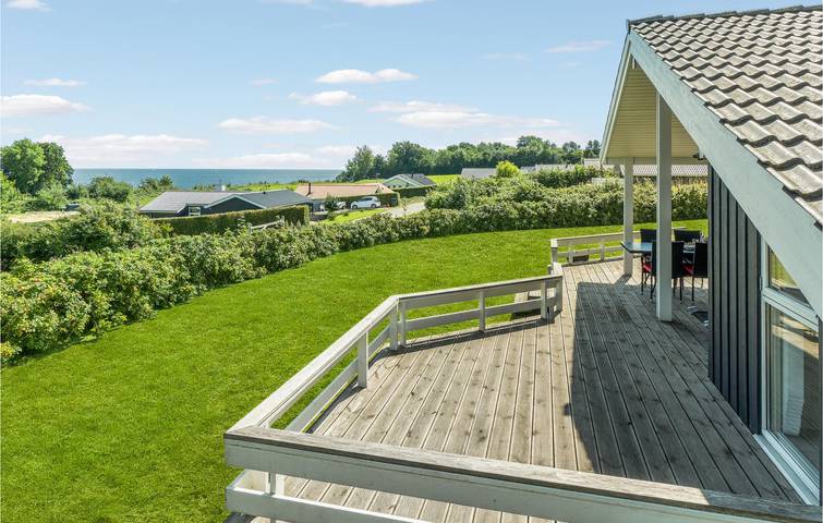 Ferienhaus für 6 Personen mit Terrasse in Sydals, Mommark