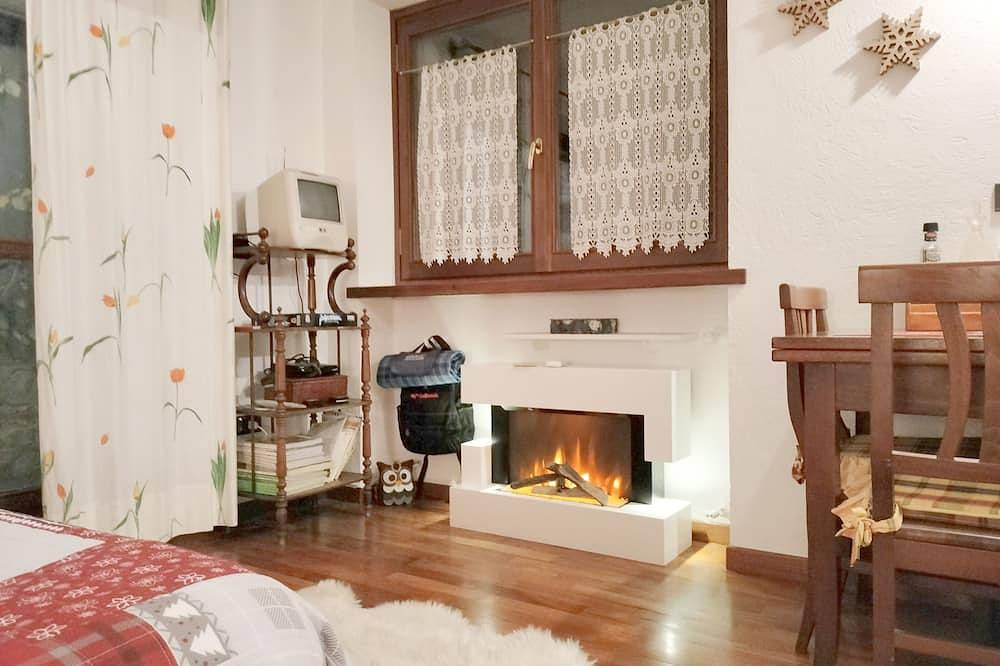 Appartamento intero, Monolocale di lusso in villa. 50 Mt da partenza della cabinovia. Posizione unica in Limone Piemonte, Alpi Liguri