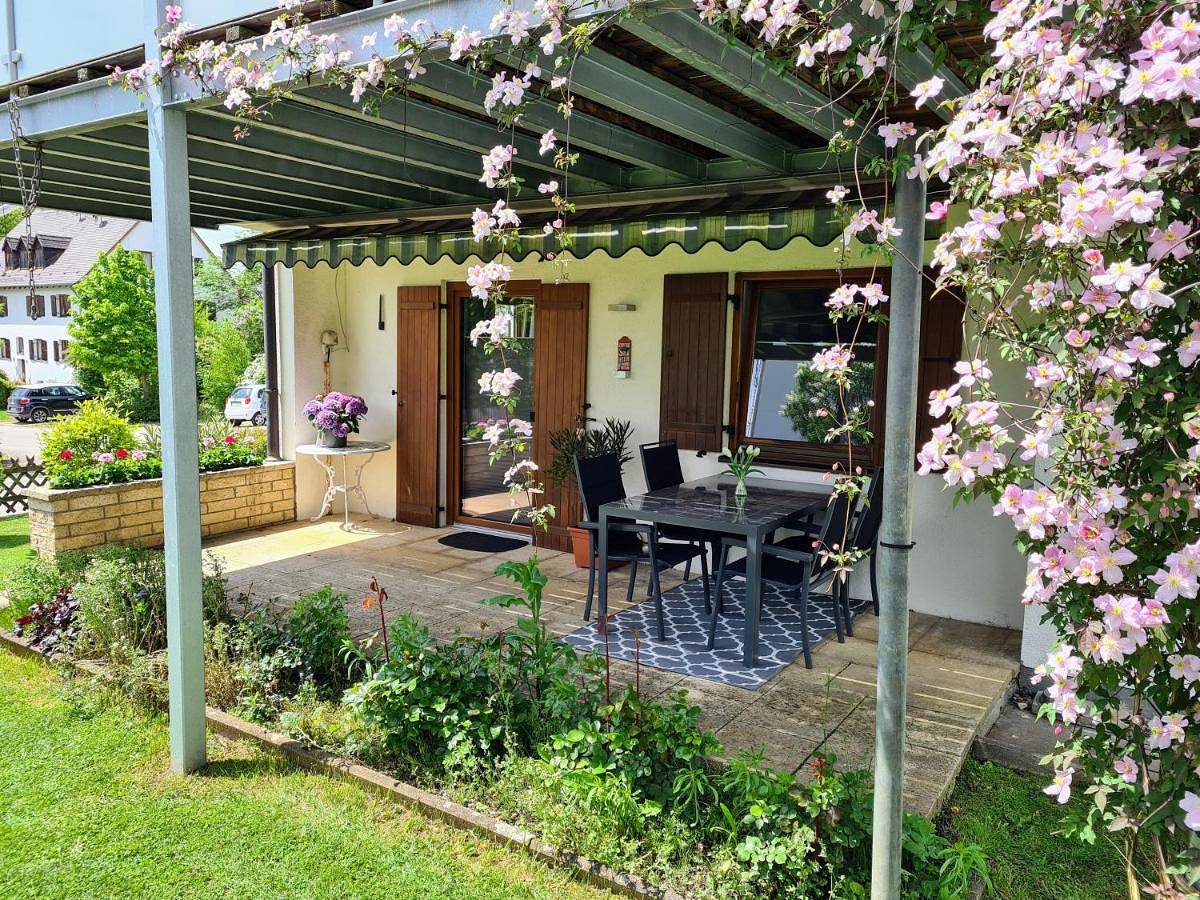 Ganze Wohnung, Seenahe Gartenwohnung in Schondorf in Schondorf, Ammersee