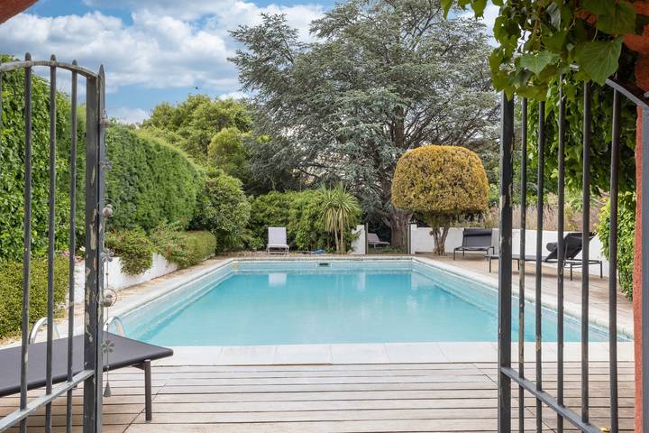 Location de vacances pour 6 personnes, avec terrasse et jardin à Rochefort-du-Gard - 3