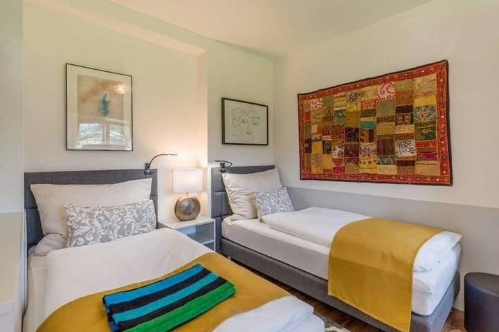 Vakantiehuis voor 6 personen, with tuin and zwembad as well as whirlpool - 1