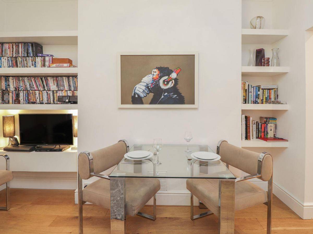 Entire apartment, 7 Mount Sion in Royal Tunbridge Wells, Kent