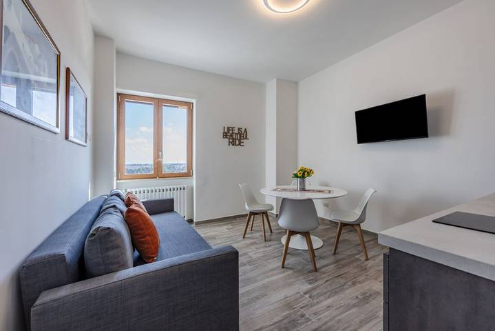 Appartamento intero, Guesthost - Licia Apartment a 300 metri dalla stazione in Lecce, Provincia di Lecce
