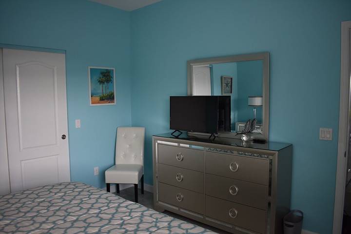 Vacation rental for 6 people, with hot tub and balcony/terrace as well as pool in Bradenton