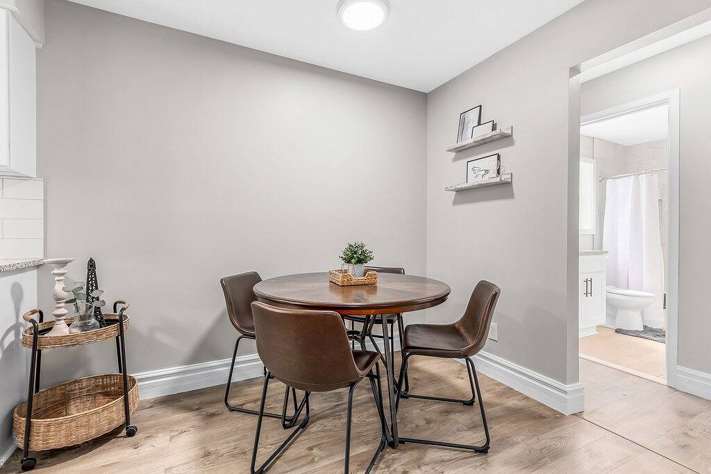 Ganze Wohnung, Luxury King Suite | Newly Renovated in Mt. Clemens in Mount Clemens, Lake St. Clair