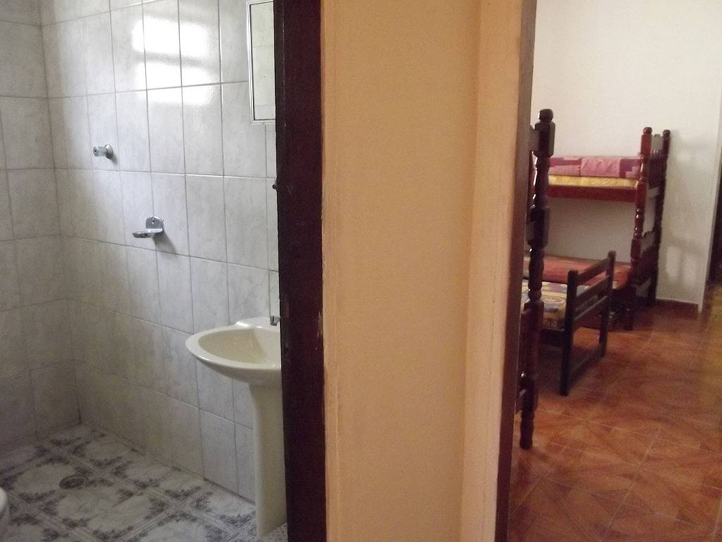 Komfortables und luftiges Haus in Mongaguá Strand Costa Azul in Mongaguá, Baixada Santista