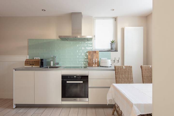Ganze Ferienwohnung, Seehaus Allensbach - "Ocean Suite" in Allensbach, Untersee
