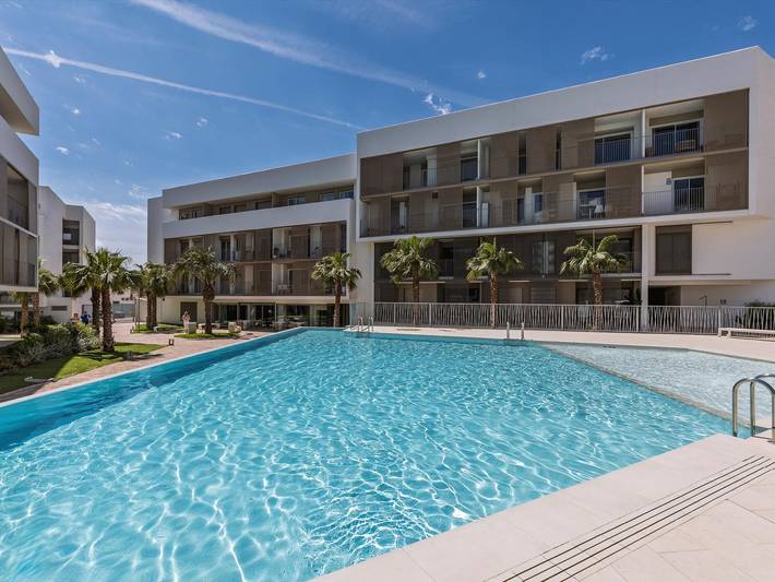 Apartamento de vacaciones para 5 personas, con piscina además de balcón y jardín - 1