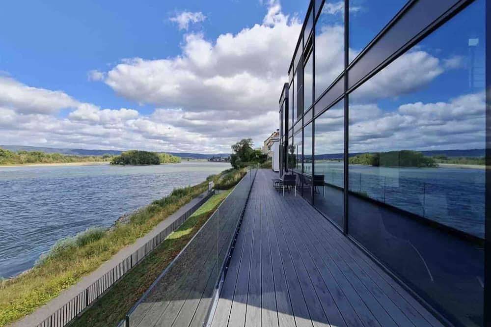Ganze Wohnung, Modernes Apartment mit wunderschönem Rheinblick in Urmitz, Osteifel