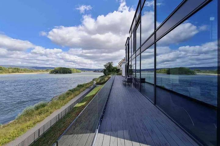 Ganze Wohnung, Modernes Apartment mit wunderschönem Rheinblick in Urmitz, Osteifel