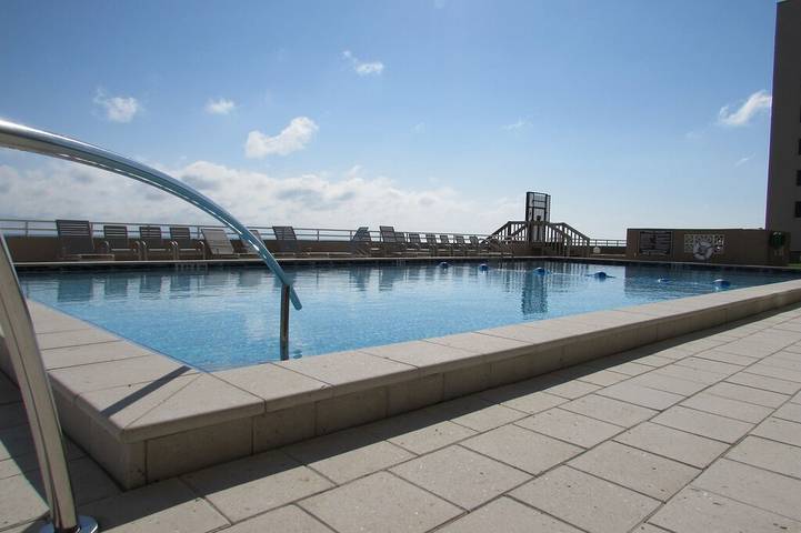 Vacation rental for 6 people, with pool and terrace in Ponce Inlet