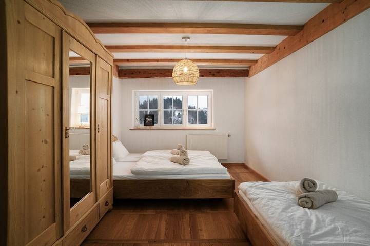 Ferienhaus für 15 Personen, mit Terrasse und Garten in Buchenberg - 4