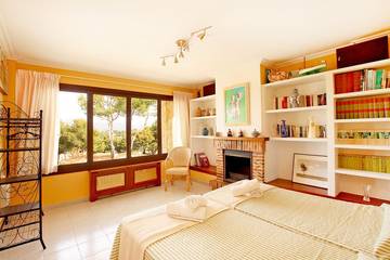 Finca for 8 People in Las Tres Velas, Calvià, Photo 3