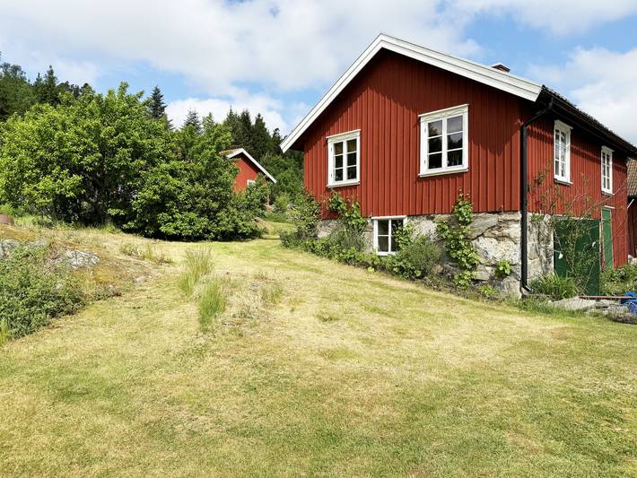 Se09063 in Varekil, Orust