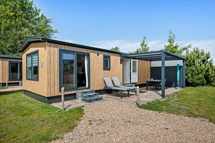 Chalet pour 4 personnes, avec terrasse et balcon/terrasse - 1