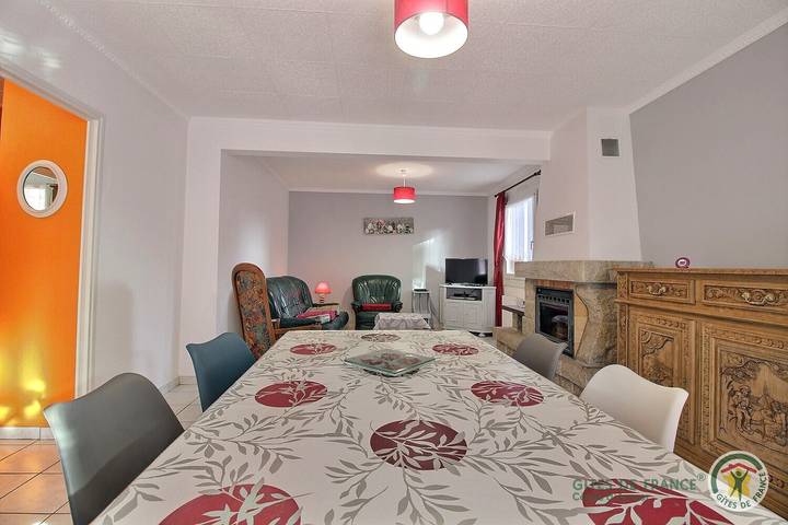 Gîte pour 6 personnes, avec Terrasse et Jardin à Tréveneuc - 4