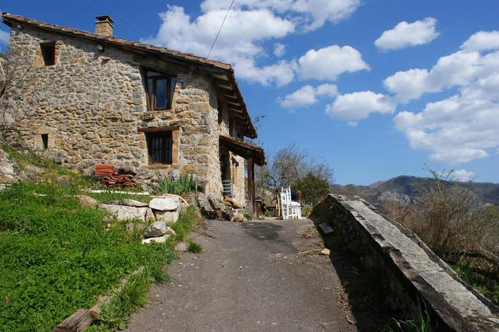 Landhaus für 4 Personen, mit Garten und Ausblick sowie Terrasse, mit Haustier - 1